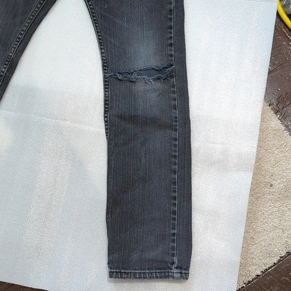Levi's 511 Black Distressed Denim Jeans Boys Size 27x27 - Picture 7 of 14